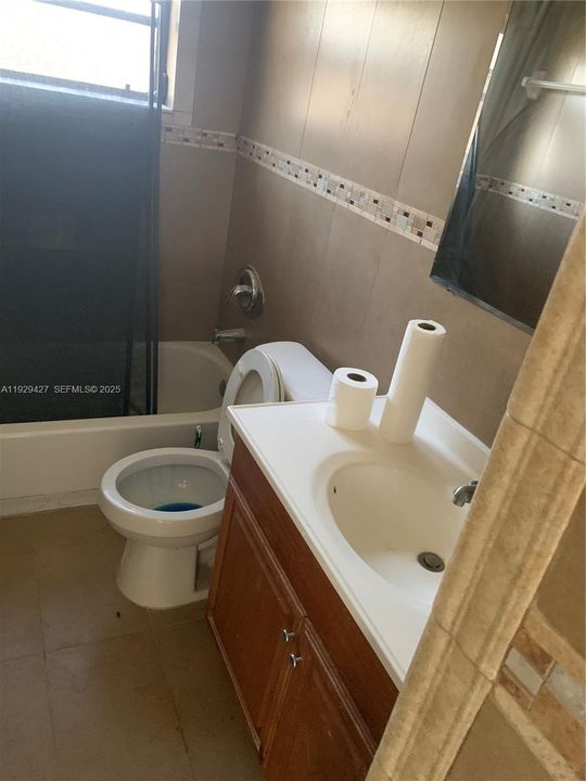 En Renta: $3,000 (3 camas, 2 baños, 1200 Pies cuadrados)