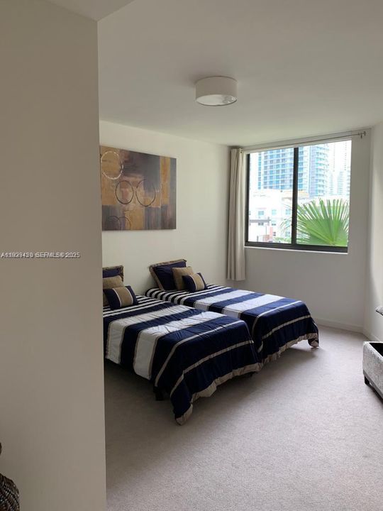 В аренду: $3,500 (2 спален, 2 ванн, 1384 Квадратных фут)