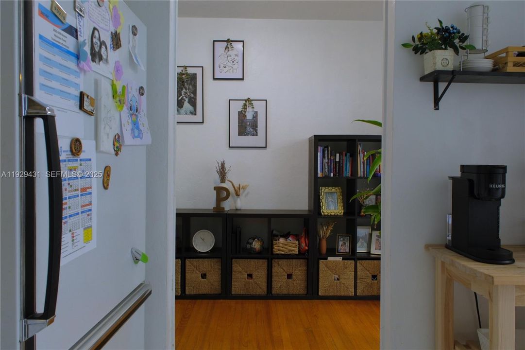 待售: $895,000 (3 贝兹, 3 浴室, 1506 平方英尺)