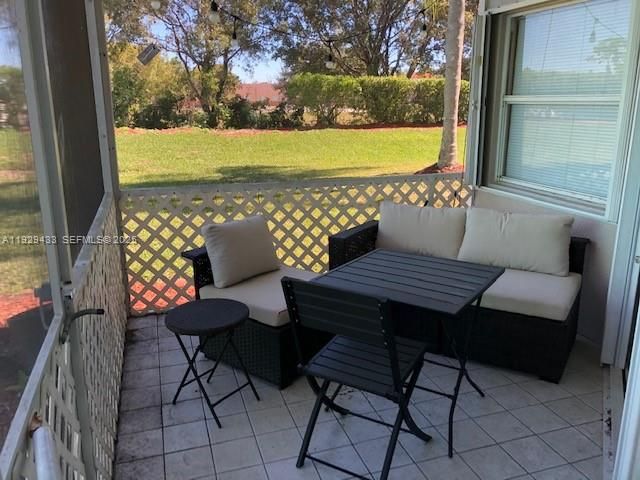 Active With Contract: $2,200 (2 beds, 2 baths, 1070 Square Feet)