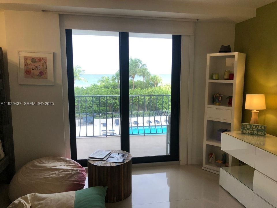 For Rent: $5,800 (2 beds, 2 baths, 1728 Square Feet)