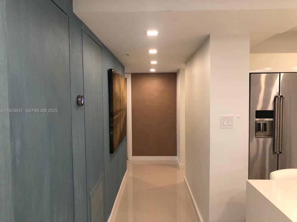 For Rent: $5,800 (2 beds, 2 baths, 1728 Square Feet)