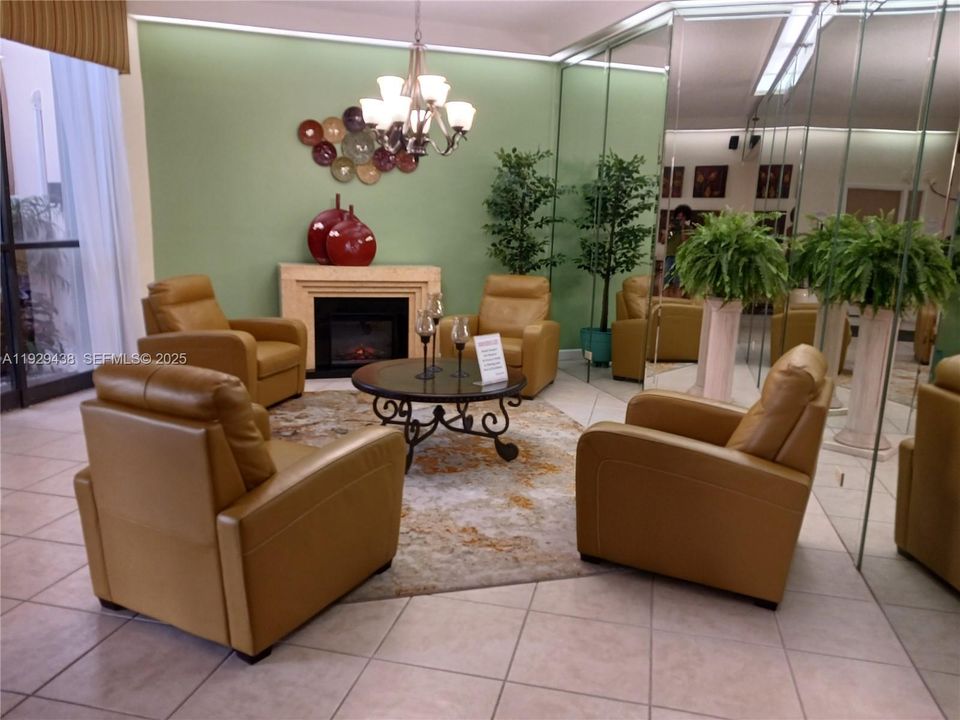 На продажу: $165,000 (2 спален, 2 ванн, 0 Квадратных фут)