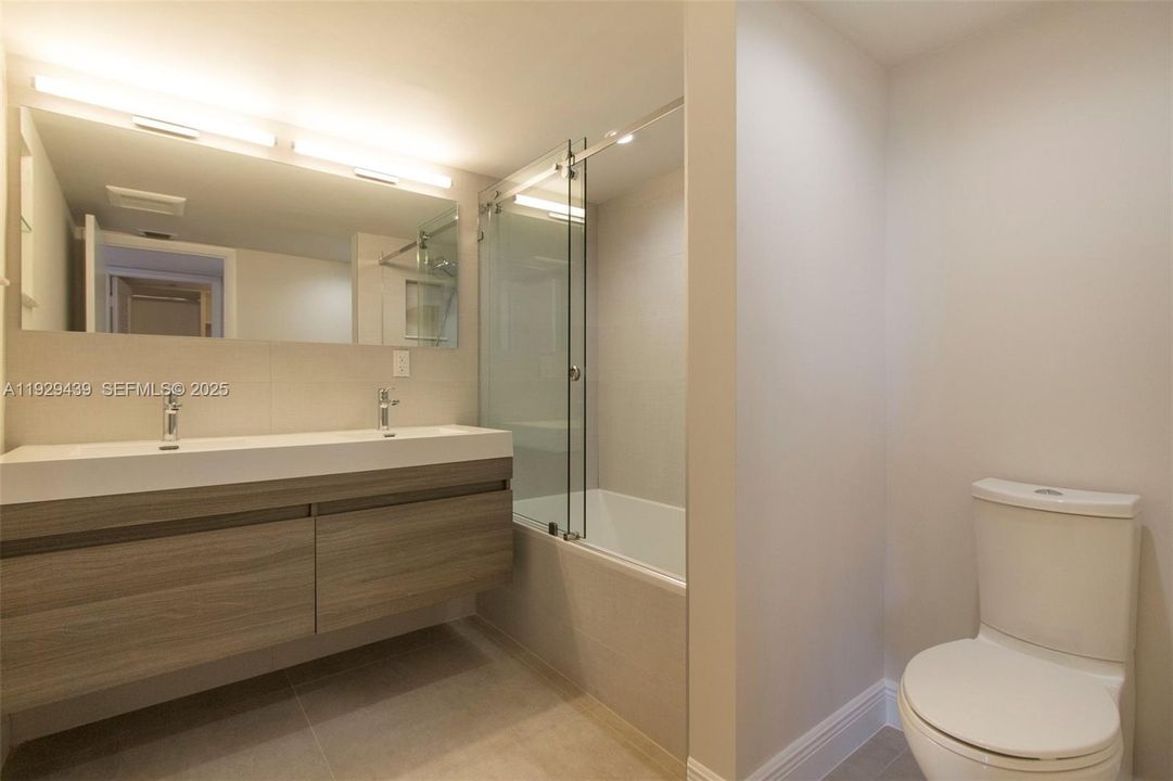 Glamorous primary bathroom