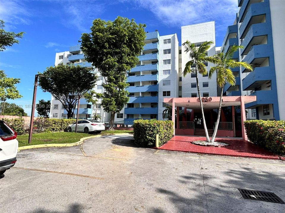 En Venta: $359,900 (3 camas, 2 baños, 1120 Pies cuadrados)