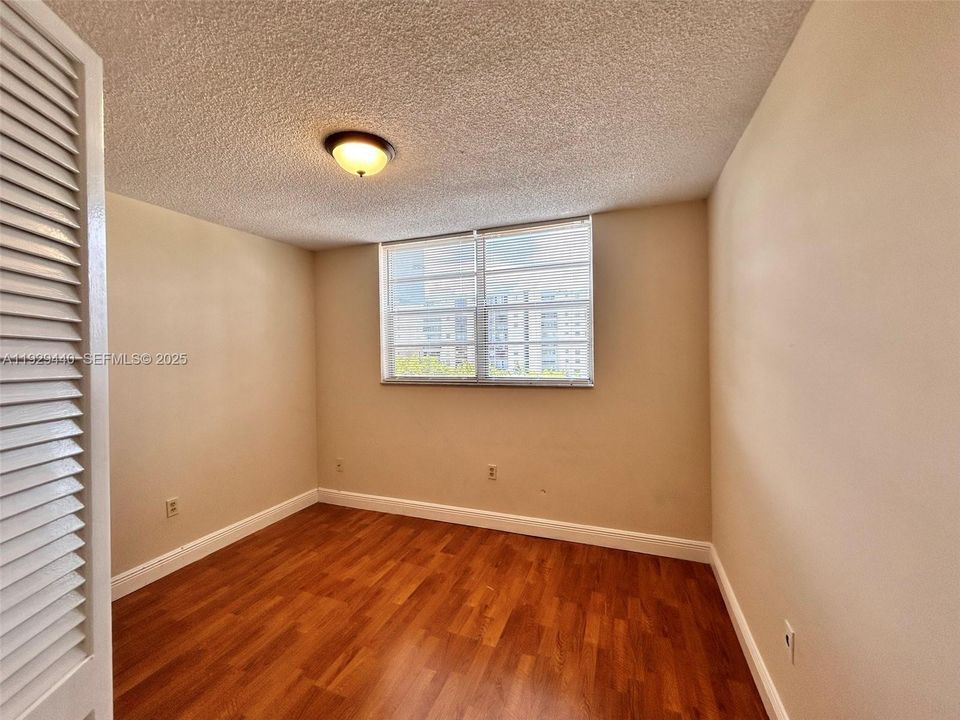 En Venta: $359,900 (3 camas, 2 baños, 1120 Pies cuadrados)