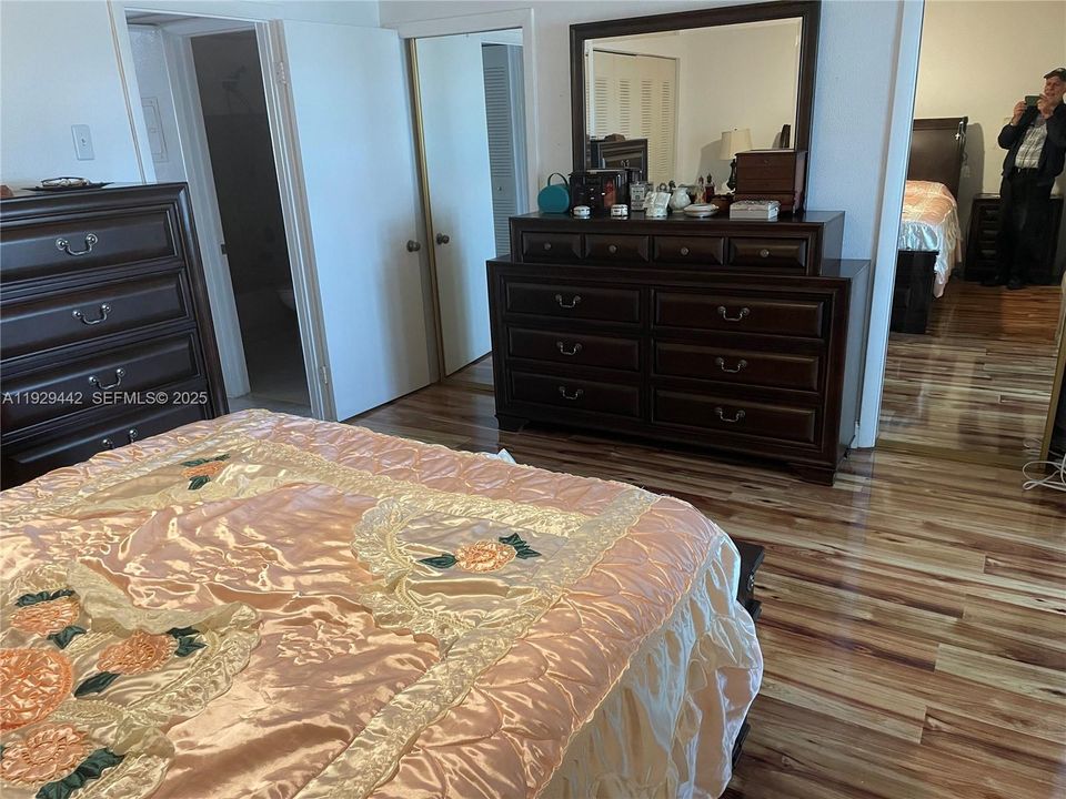 На продажу: $135,000 (1 спален, 1 ванн, 836 Квадратных фут)