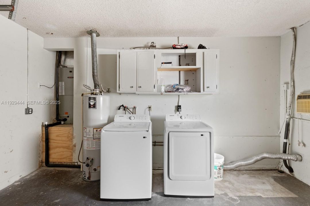 For Rent: $3,500 (3 beds, 2 baths, 1600 Square Feet)