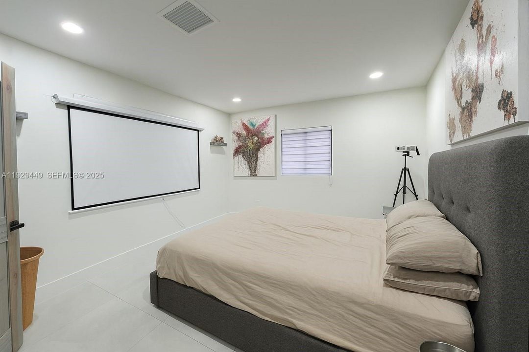 В аренду: $1,800 (1 спален, 1 ванн, 550 Квадратных фут)