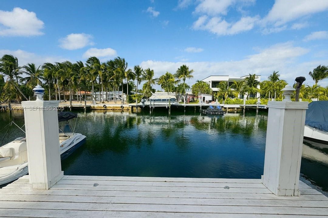 В аренду: $4,000 (2 спален, 2 ванн, 1482 Квадратных фут)