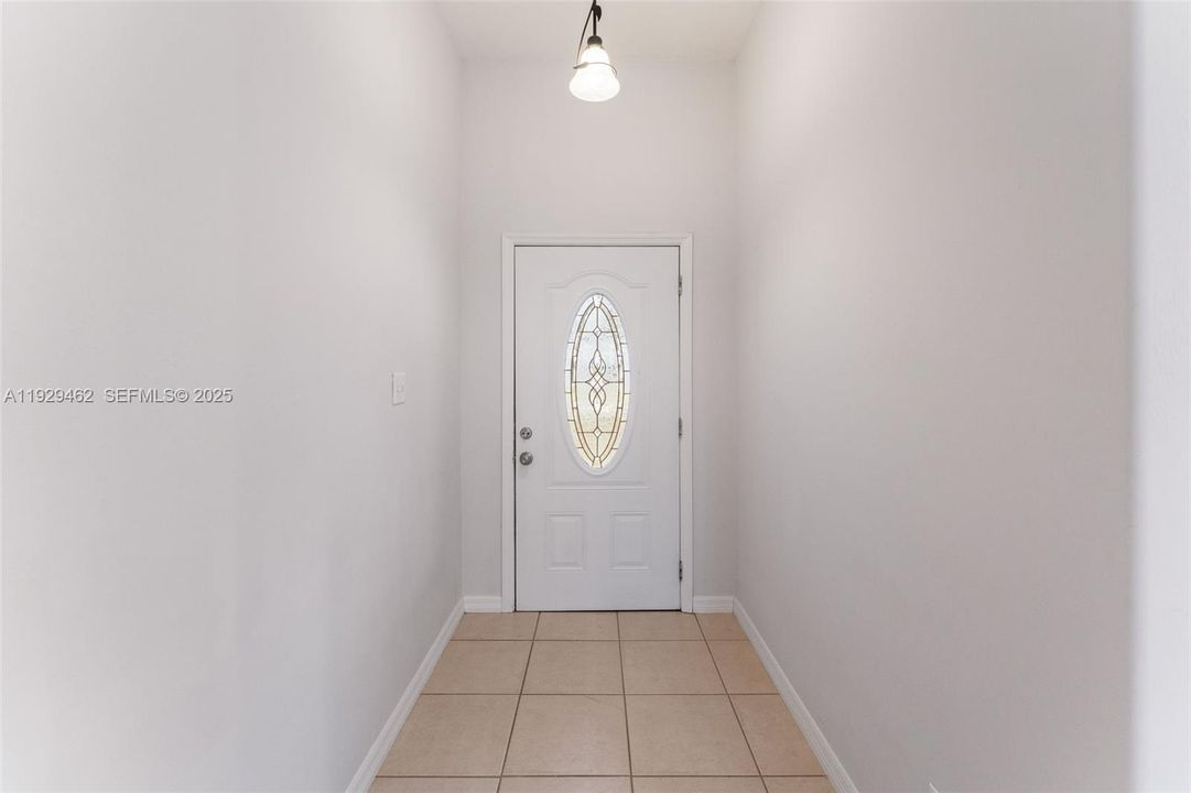 For Sale: $369,000 (3 beds, 2 baths, 1605 Square Feet)