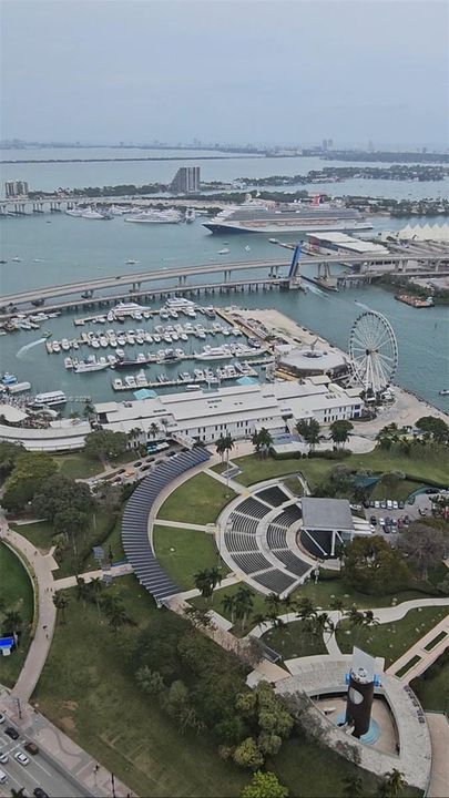 For Rent: $5,000 (2 beds, 2 baths, 1357 Square Feet)