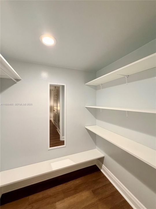 В аренду: $2,430 (2 спален, 2 ванн, 965 Квадратных фут)