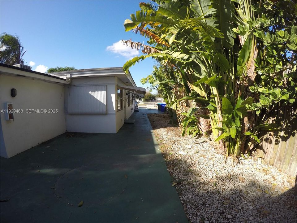 En Renta: $1,600 (1 camas, 1 baños, 600 Pies cuadrados)