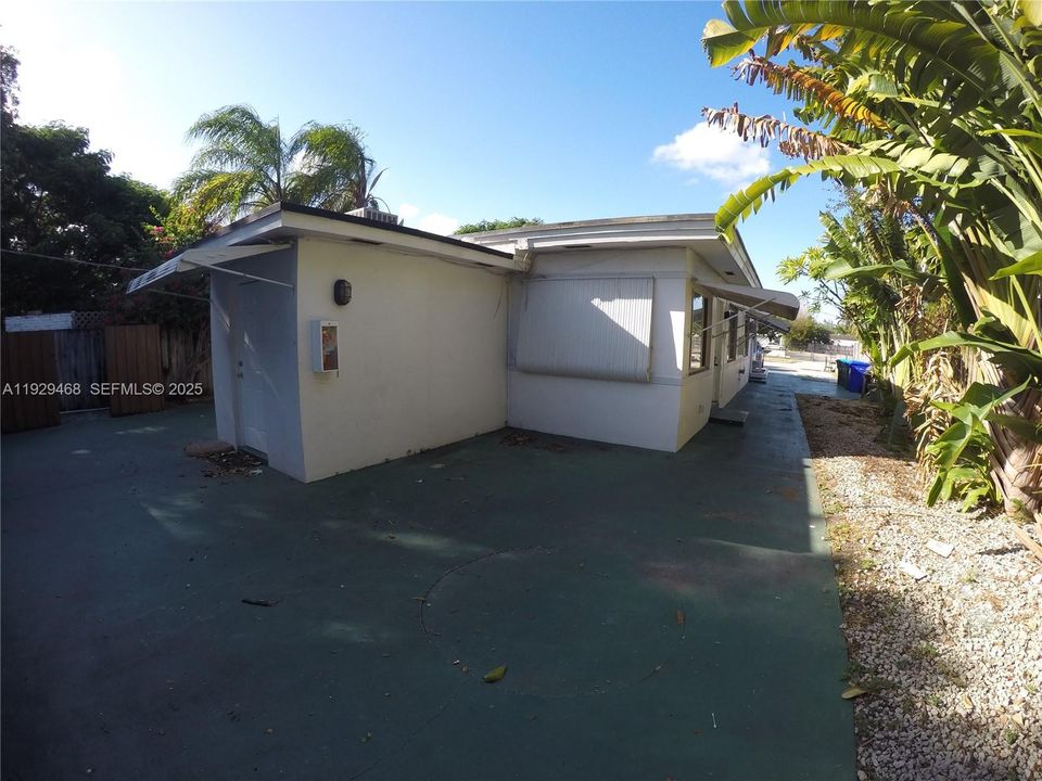 En Renta: $1,600 (1 camas, 1 baños, 600 Pies cuadrados)