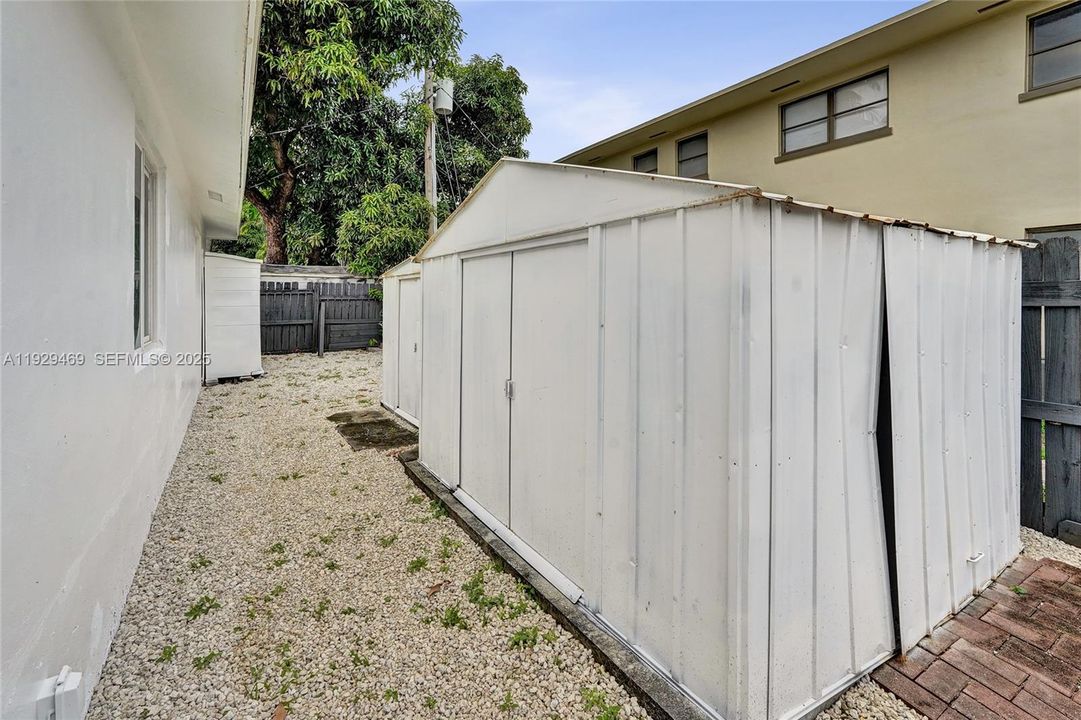 待售: $884,900 (0 贝兹, 0 浴室, 2557 平方英尺)