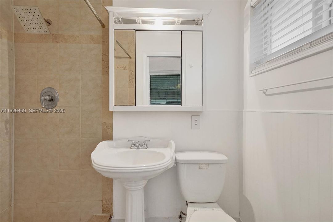 待售: $884,900 (0 贝兹, 0 浴室, 2557 平方英尺)