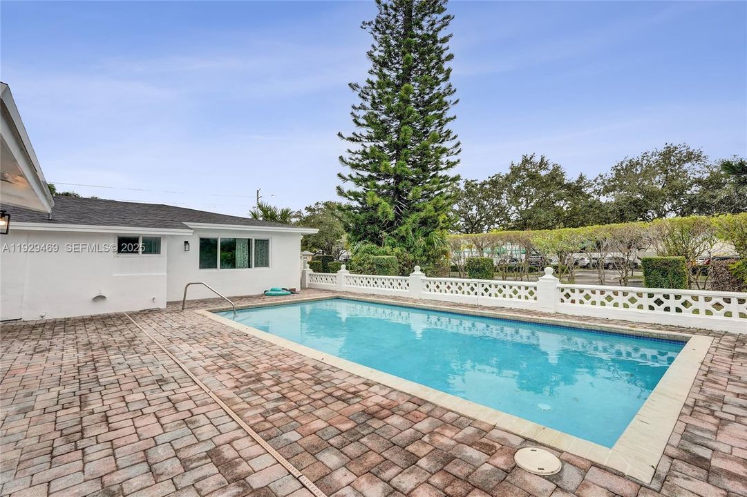 待售: $884,900 (0 贝兹, 0 浴室, 2557 平方英尺)