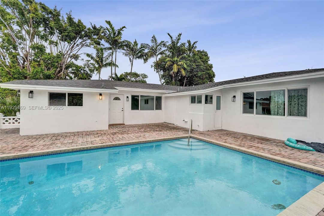 待售: $884,900 (0 贝兹, 0 浴室, 2557 平方英尺)