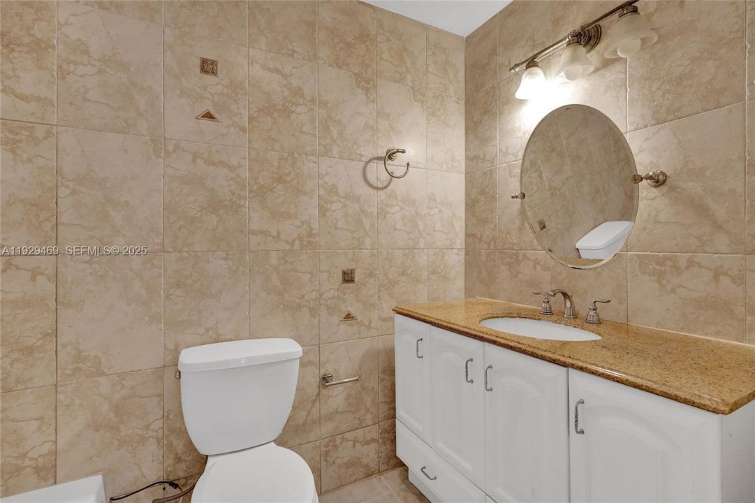 待售: $884,900 (0 贝兹, 0 浴室, 2557 平方英尺)