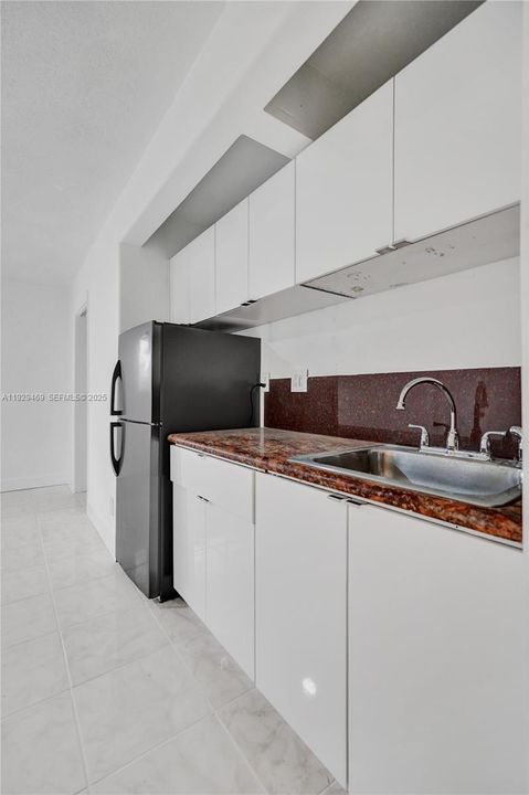 待售: $884,900 (0 贝兹, 0 浴室, 2557 平方英尺)