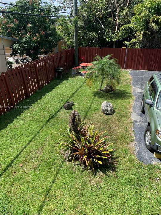 For Sale: $165,000 (1 beds, 1 baths, 645 Square Feet)