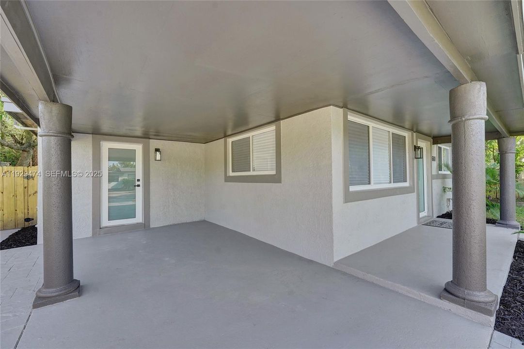 For Sale: $579,900 (4 beds, 3 baths, 1584 Square Feet)