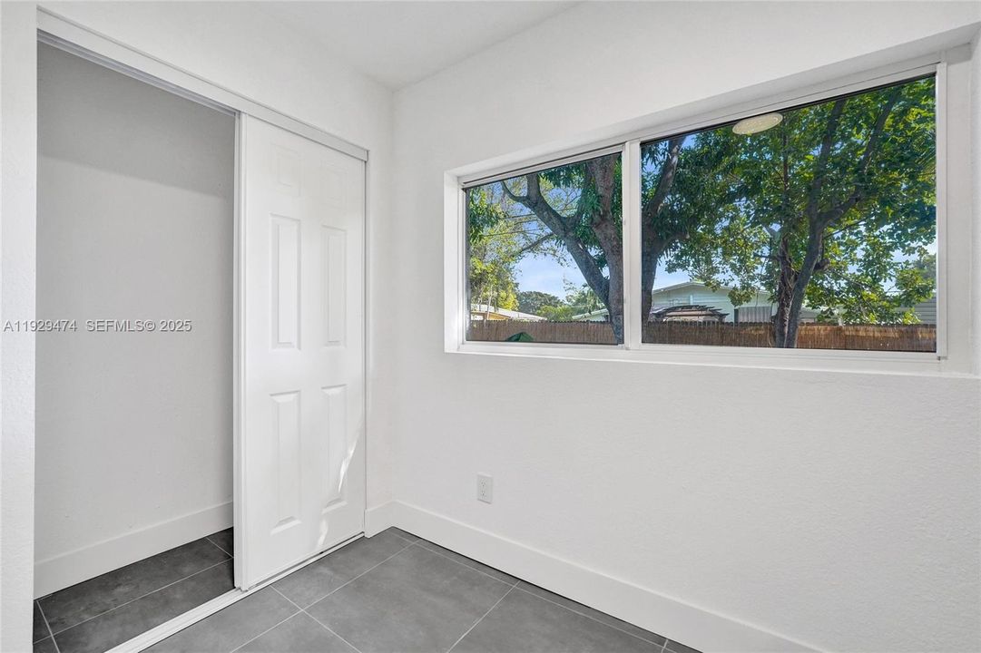 For Sale: $579,900 (4 beds, 3 baths, 1584 Square Feet)