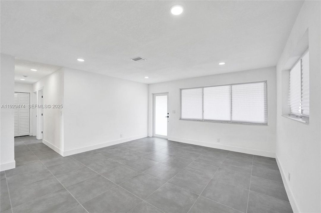 For Sale: $579,900 (4 beds, 3 baths, 1584 Square Feet)