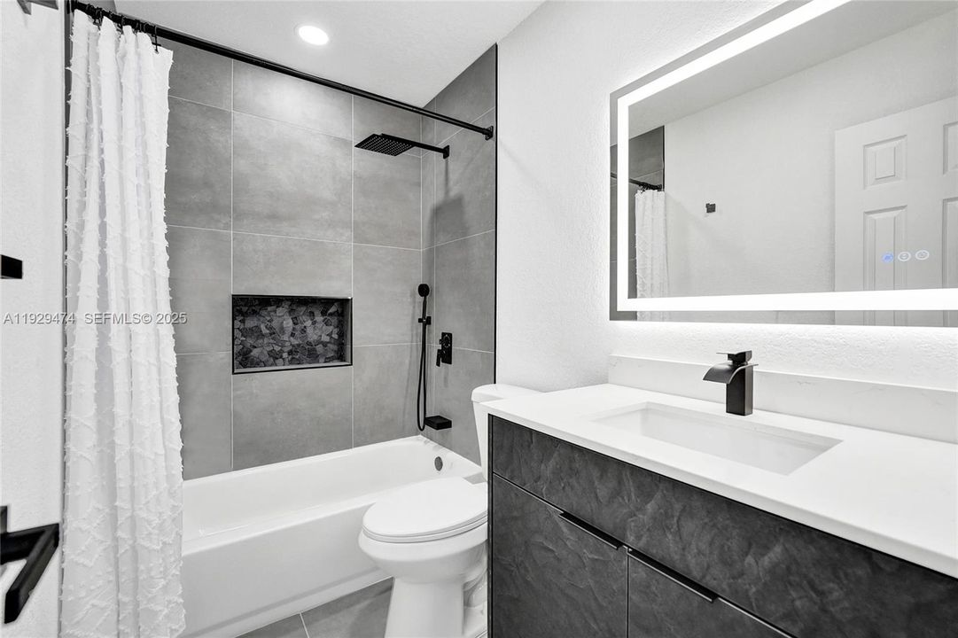 For Sale: $579,900 (4 beds, 3 baths, 1584 Square Feet)