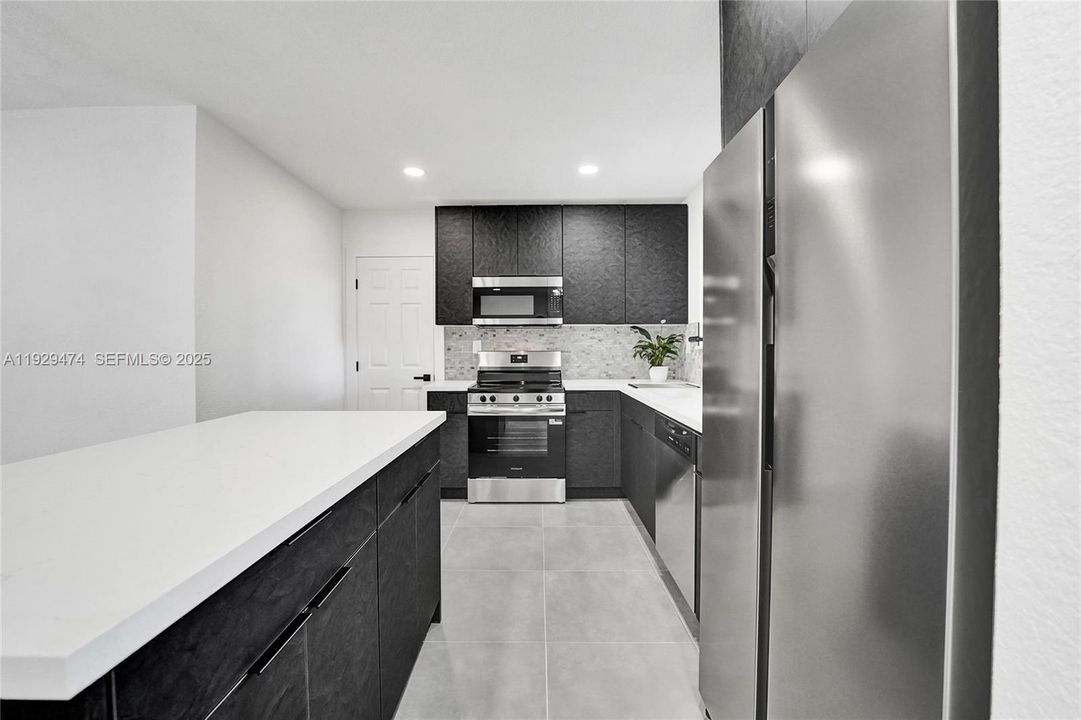 For Sale: $579,900 (4 beds, 3 baths, 1584 Square Feet)