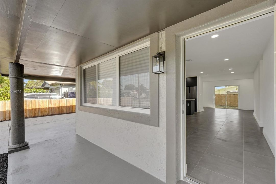 For Sale: $579,900 (4 beds, 3 baths, 1584 Square Feet)