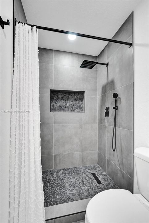 For Sale: $579,900 (4 beds, 3 baths, 1584 Square Feet)