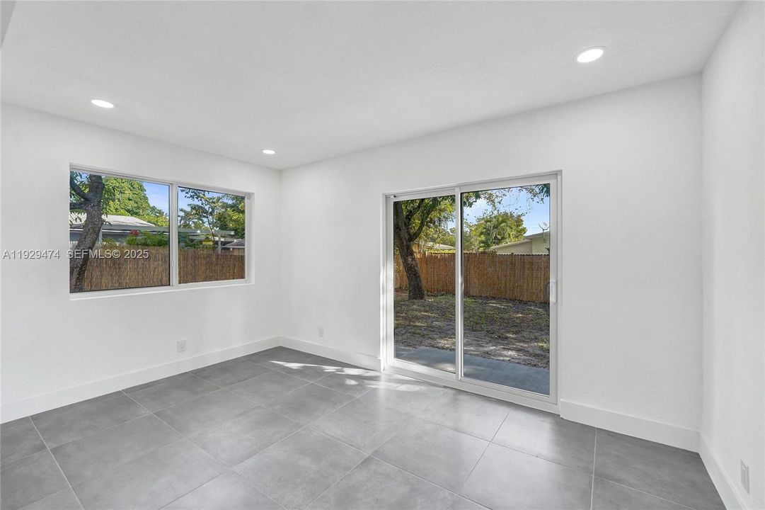 For Sale: $579,900 (4 beds, 3 baths, 1584 Square Feet)