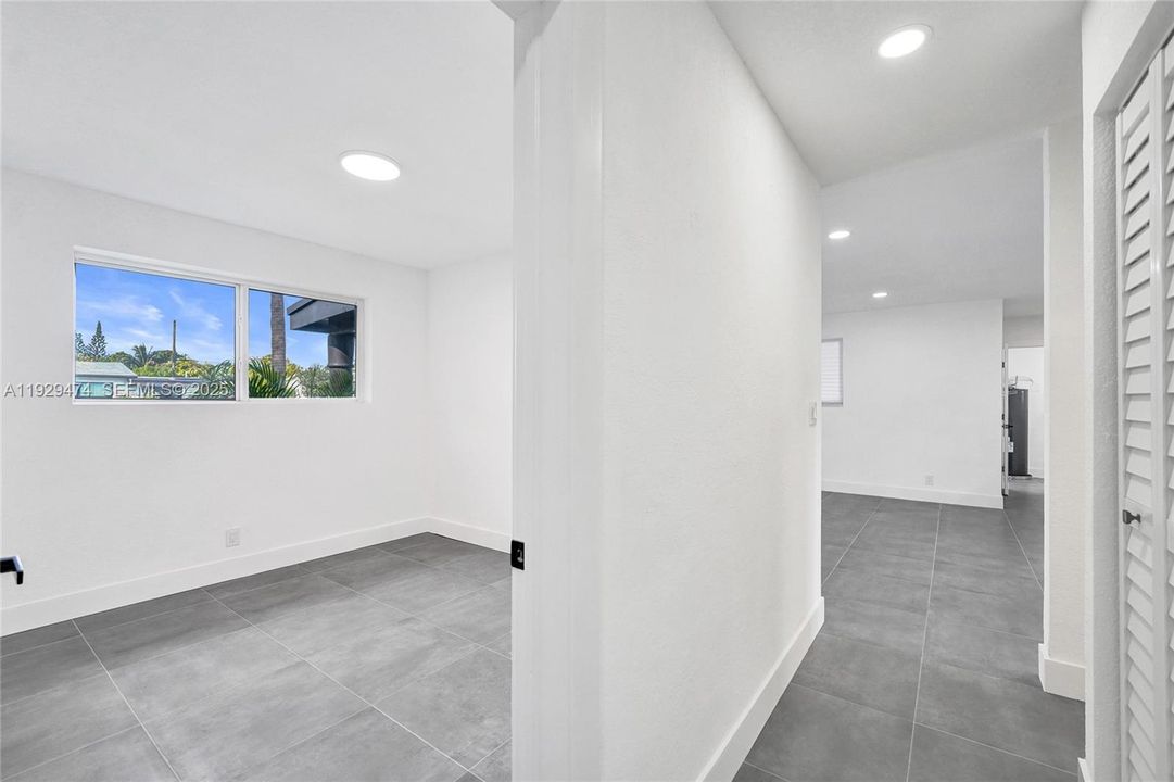 For Sale: $579,900 (4 beds, 3 baths, 1584 Square Feet)