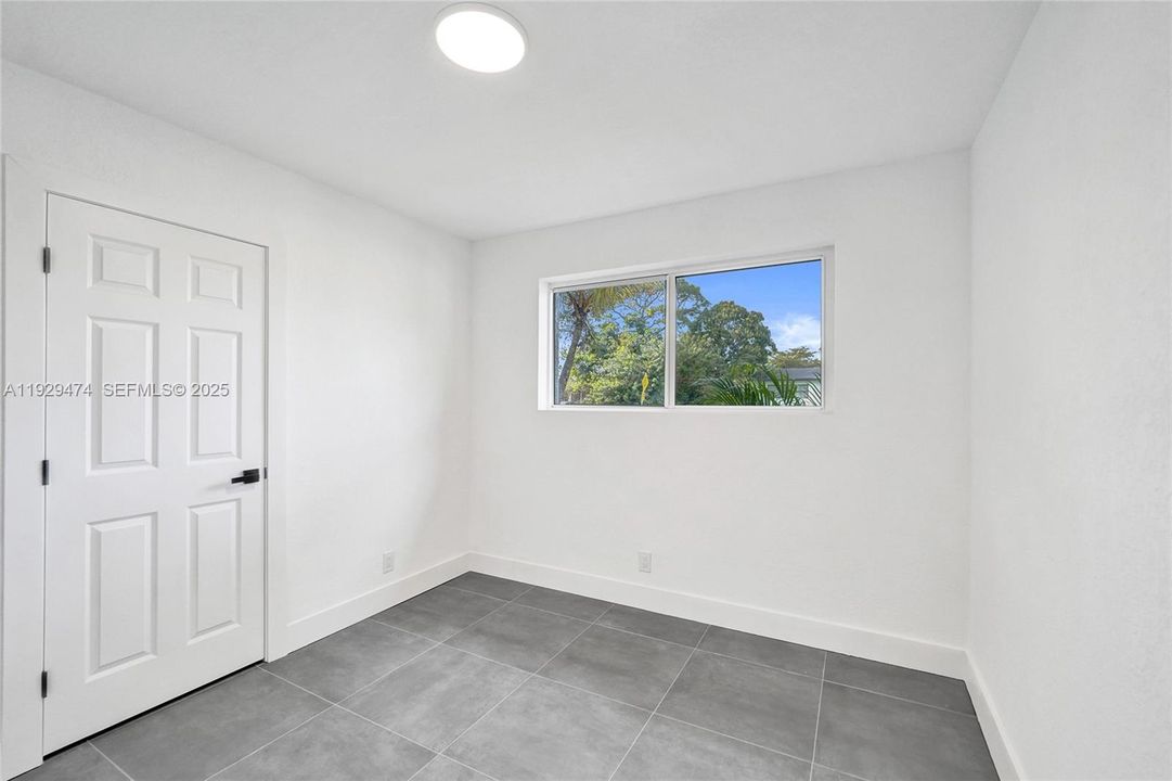 For Sale: $579,900 (4 beds, 3 baths, 1584 Square Feet)