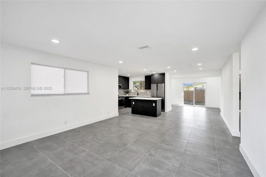 For Sale: $579,900 (4 beds, 3 baths, 1584 Square Feet)