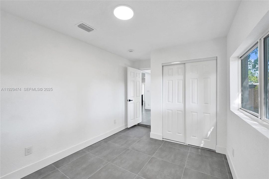 For Sale: $579,900 (4 beds, 3 baths, 1584 Square Feet)