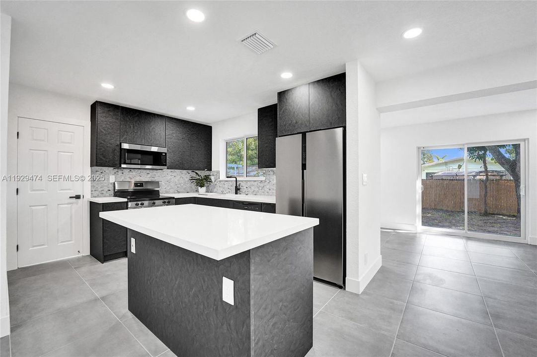 For Sale: $579,900 (4 beds, 3 baths, 1584 Square Feet)