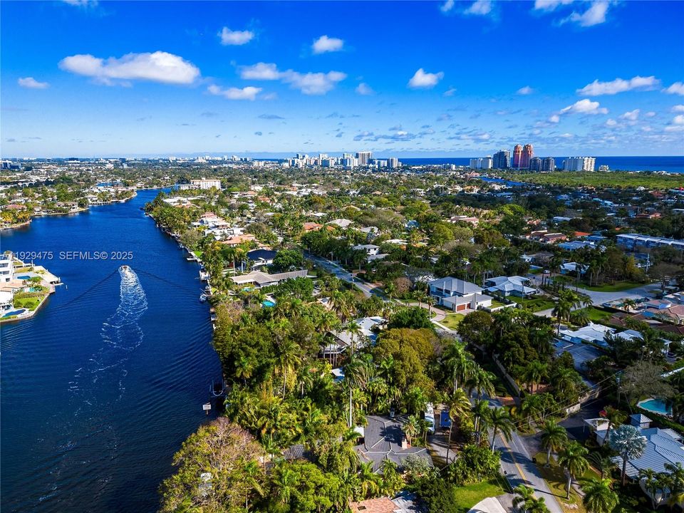 En Venta: $5,900,000 (5 camas, 5 baños, 4711 Pies cuadrados)