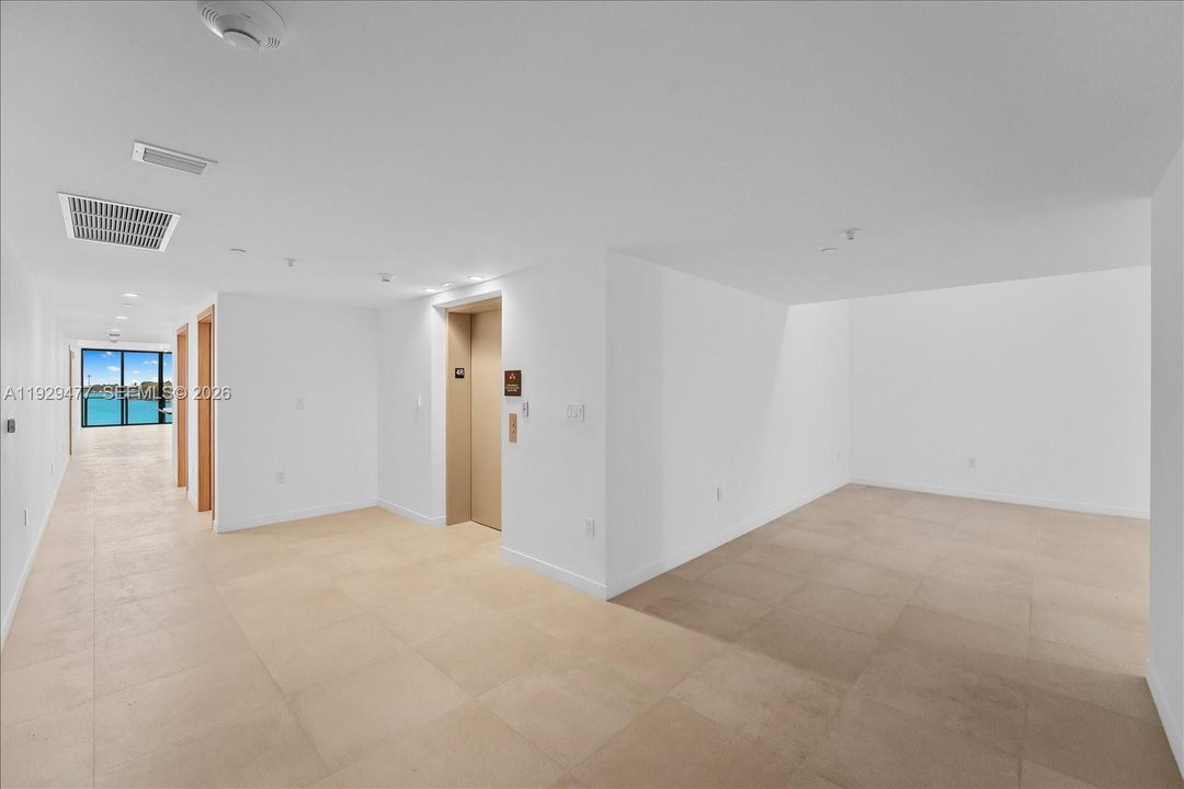 For Sale: $4,295,000 (3 beds, 4 baths, 3075 Square Feet)