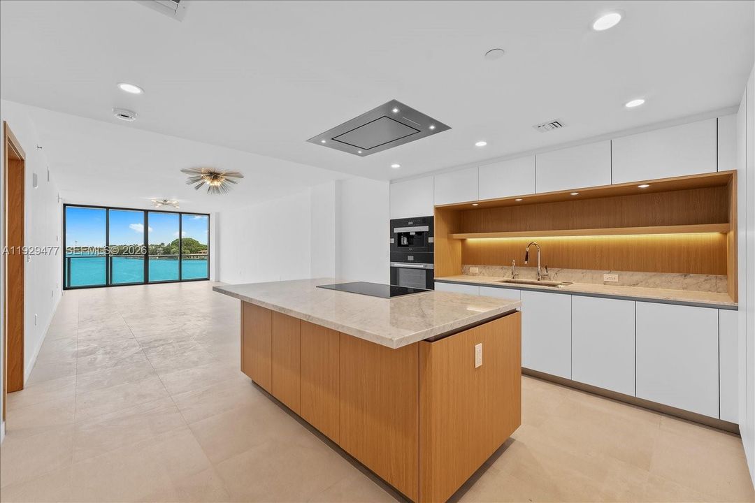 For Sale: $4,295,000 (3 beds, 4 baths, 3075 Square Feet)