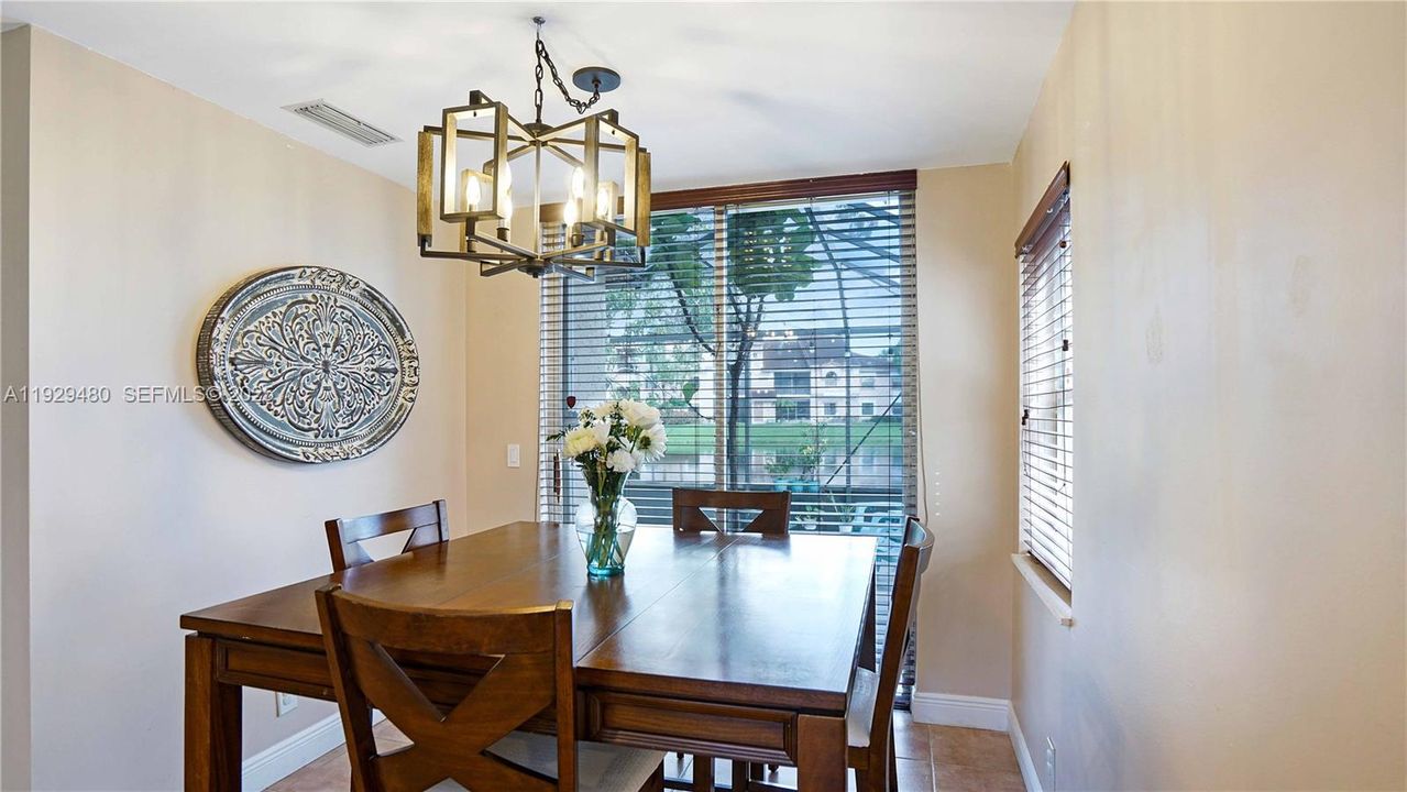 For Sale: $560,000 (3 beds, 2 baths, 1484 Square Feet)