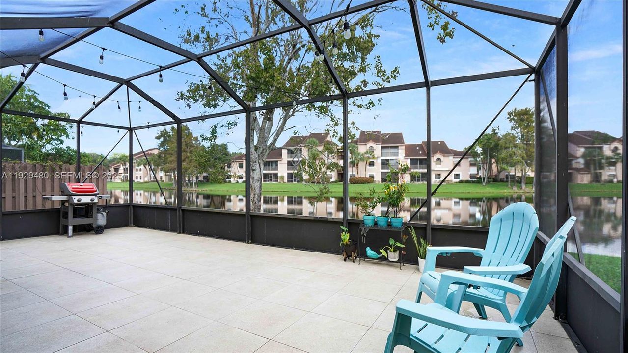 For Sale: $560,000 (3 beds, 2 baths, 1484 Square Feet)