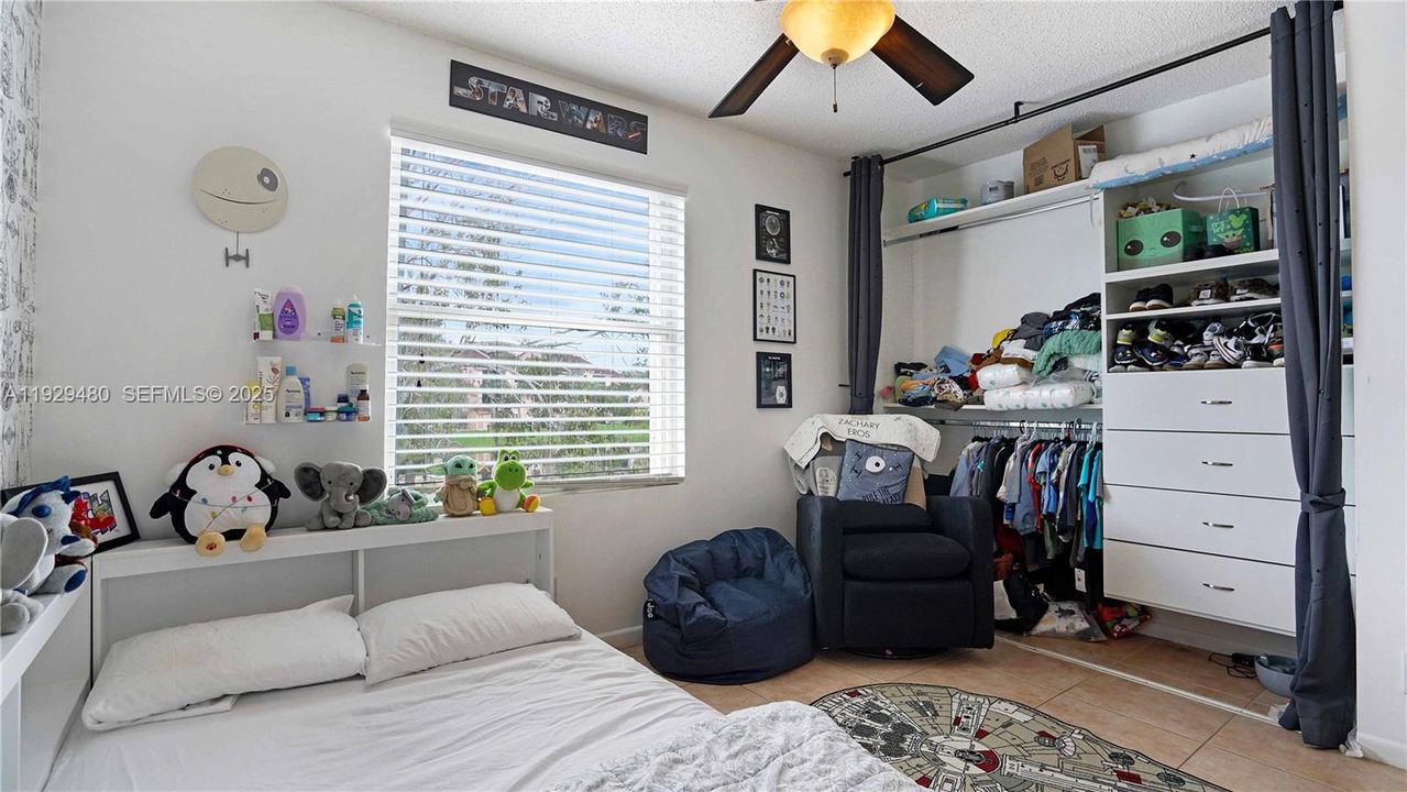 For Sale: $560,000 (3 beds, 2 baths, 1484 Square Feet)