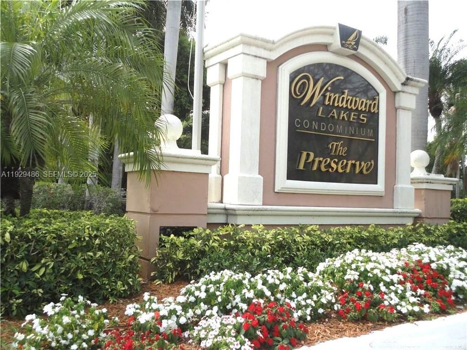 For Rent: $1,900 (2 beds, 2 baths, 1057 Square Feet)