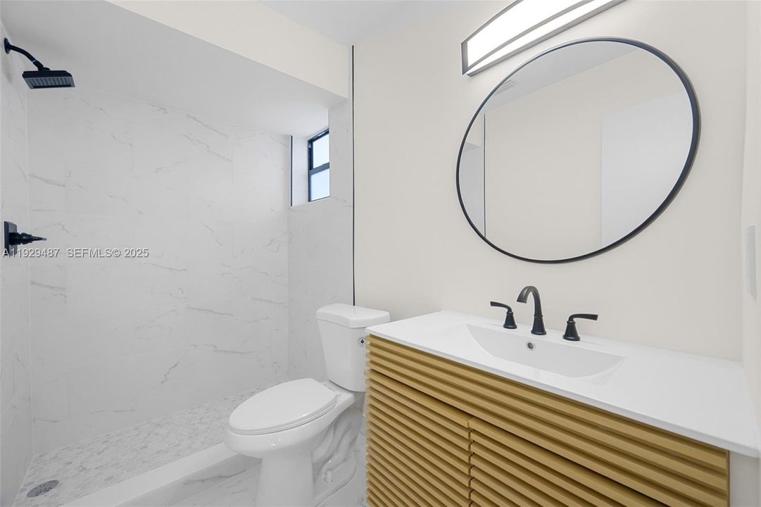 For Rent: $5,500 (4 beds, 3 baths, 1820 Square Feet)