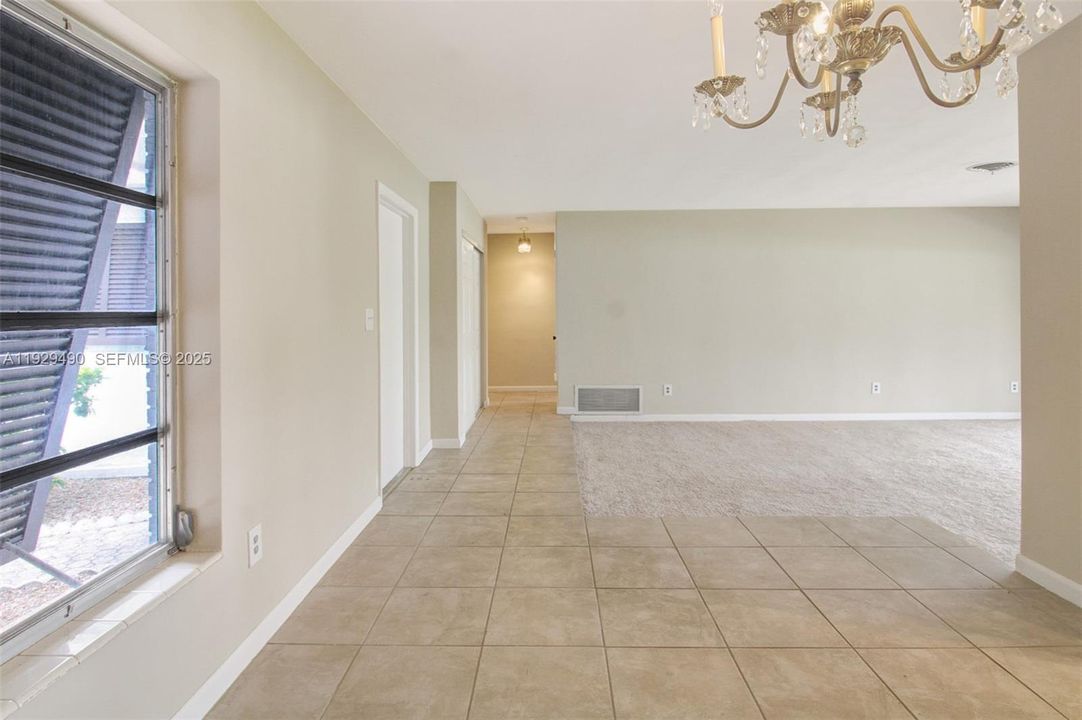 For Rent: $4,900 (3 beds, 2 baths, 1719 Square Feet)