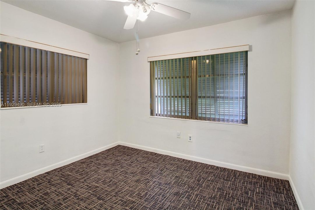 For Rent: $4,900 (3 beds, 2 baths, 1719 Square Feet)