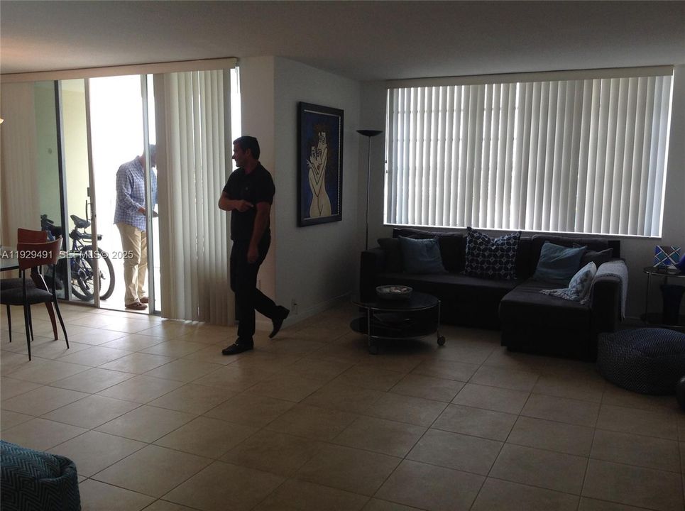 В аренду: $2,995 (2 спален, 2 ванн, 1509 Квадратных фут)